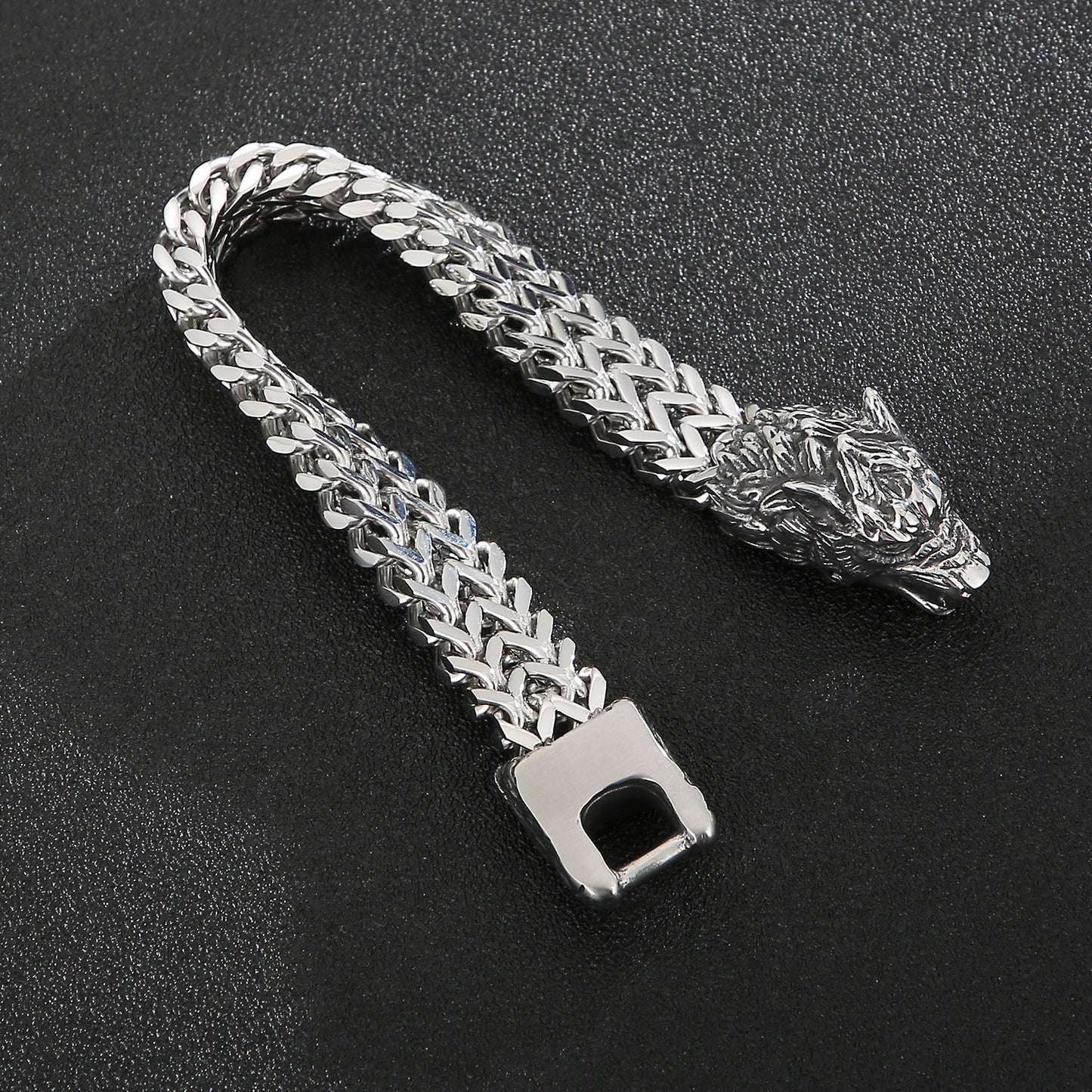 PULSERA LOBO - ACERO INOXIDABLE
